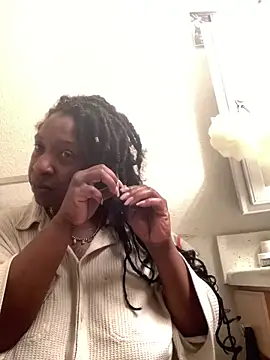 markquanna online show from February 17, 3:25 am