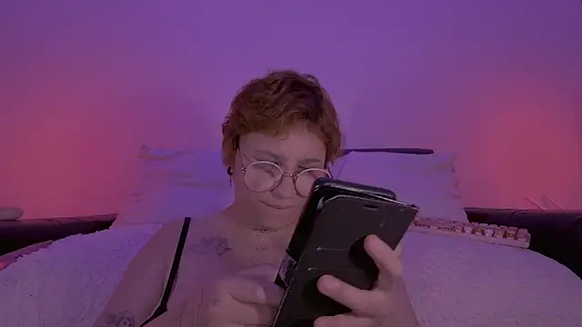 Lilmuh  online show from May 7, 11:43 pm