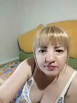 Snapshot of stefanyharper16 chatting on November 16, 10:54 am stefanyharper16 online show from November 16, 10:54 am