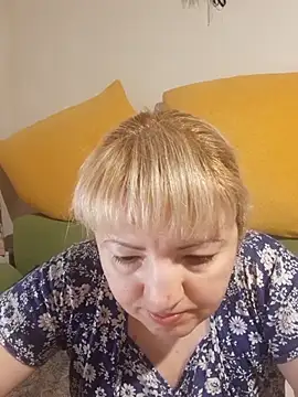 Snapshot of stefanyharper16 chatting on March 27, 12:16 am stefanyharper16 online show from March 27, 12:16 am