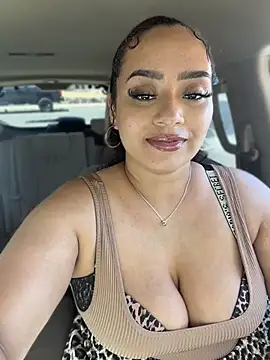 Snapshot of CarmelaAnthony chatting on June 17, 8:43 pm CarmelaAnthony online show from June 17, 8:43 pm