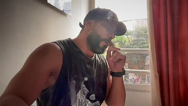 romeolovedark online show from February 10, 9:52 pm