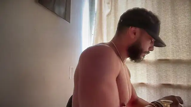 romeolovedark online show from March 1, 5:26 pm