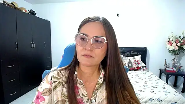 Xiimen online show from January 15, 11:30 pm