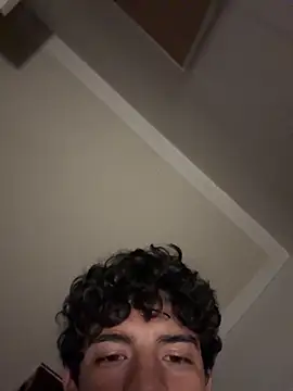 Snapshot of Fernandoganvez chatting on February 7, 9:46 am Fernandoganvez online show from February 7, 9:46 am