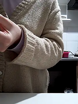 Moi Lina online show from November 16, 1:17 pm