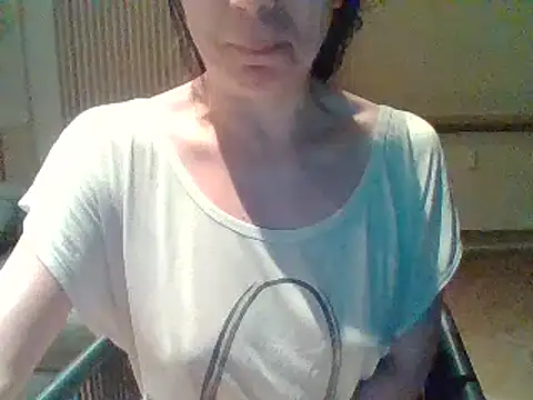 Moi Lina online show from July 20, 8:55 pm