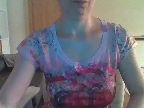 Moi Lina online show from July 27, 11:45 pm