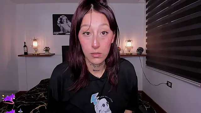 Mariana Joness online show from October 3, 1:57 am