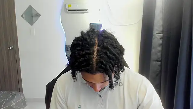 Kris Khalifa69 online show from June 8, 1:28 am