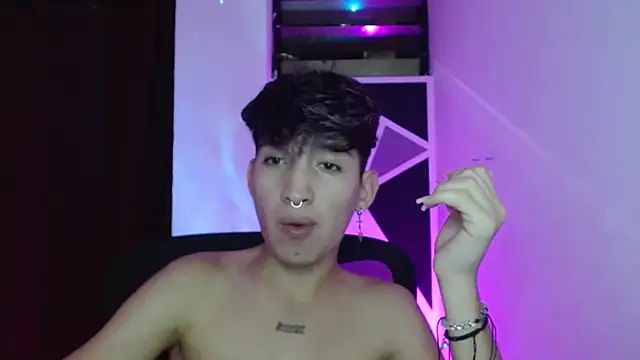 littlextreme online show from March 17, 7:13 am