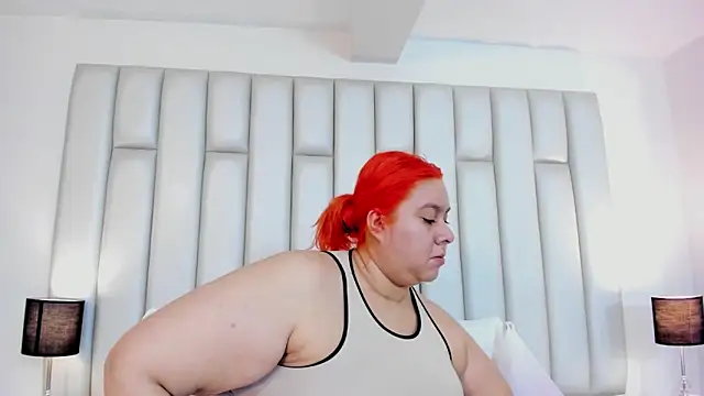 aandreaperez online show from February 17, 11:34 am