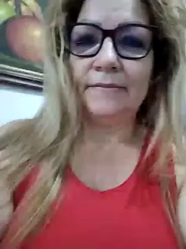 Snapshot of gisela27 chatting on March 9, 11:35 pm gisela27 online show from March 9, 11:35 pm