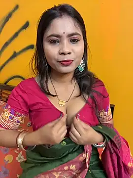 wow-wow-sexy online show from April 6, 6:31 pm