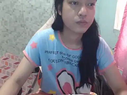 Snapshot of itsmacky4u chatting on February 8, 3:30 am itsmacky4u online show from February 8, 3:30 am