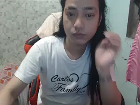 Snapshot of itsmacky4u chatting on February 15, 1:16 pm itsmacky4u online show from February 15, 1:16 pm