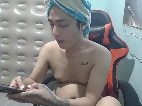 Snapshot of itsmacky4u chatting on September 27, 4:39 am itsmacky4u online show from September 27, 4:39 am