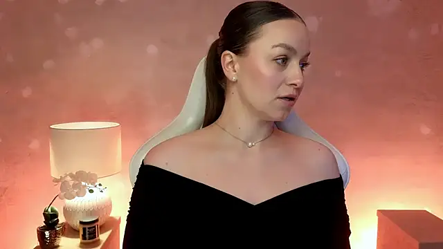 MilaFleur online show from February 15, 2:58 pm