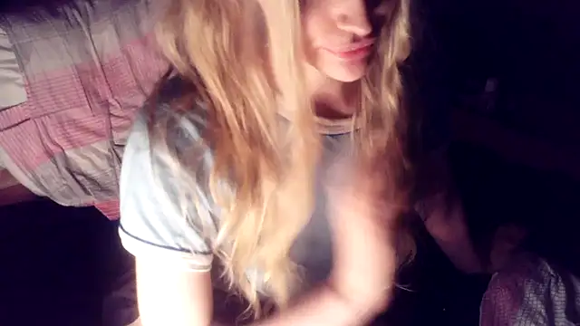 Snapshot of VeronicaJoyful chatting on January 26, 1:41 am VeronicaJoyful online show from January 26, 1:41 am