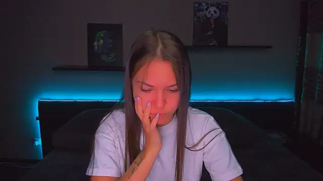 AlexaBarkley online show from December 18, 12:17 am