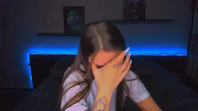 AlexaBarkley online show from February 3, 11:10 pm