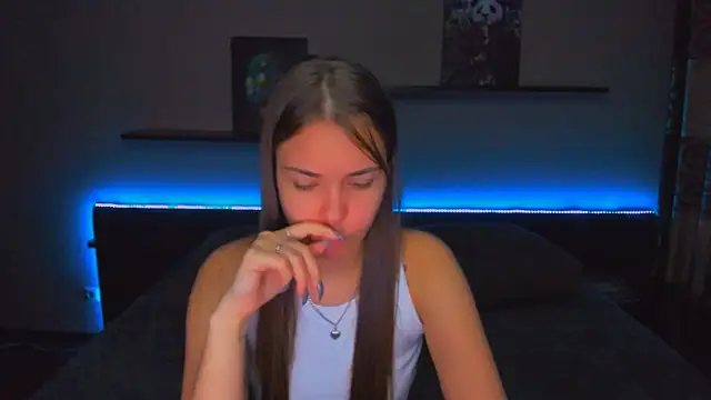 AlexaBarkley online show from March 3, 12:28 am