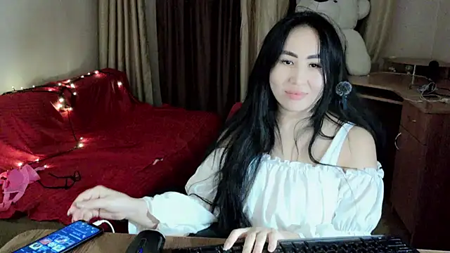 AsianQueens online show from February 16, 8:00 pm