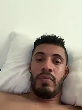 Snapshot of steven_smith05 chatting on February 2, 6:10 pm steven smith05 online show from February 2, 6:10 pm