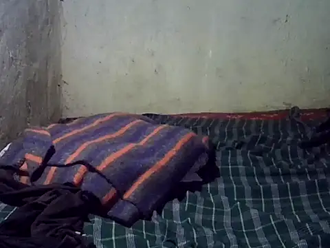 cute-shamza online show from September 13, 6:08 pm