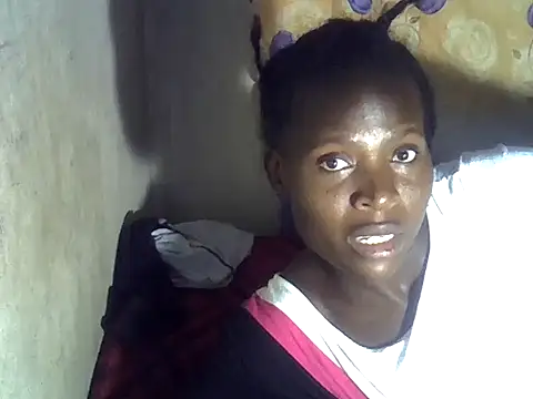 cute-shamza online show from April 29, 4:55 pm
