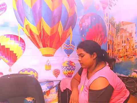 Snapshot of Indianfairy99 chatting on December 3, 11:57 pm Indianfairy99 online show from December 3, 11:57 pm