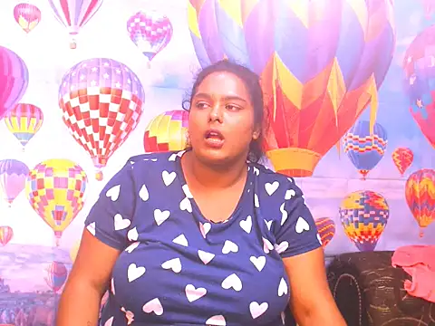 Snapshot of Indianfairy99 chatting on December 4, 12:36 pm Indianfairy99 online show from December 4, 12:36 pm