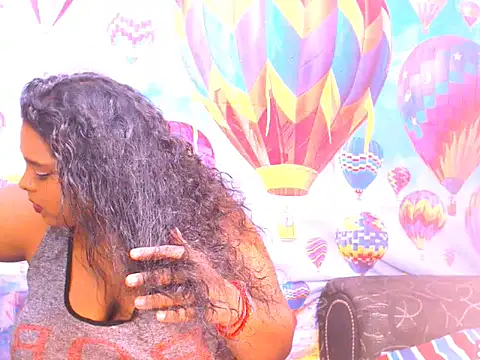 Snapshot of Indianfairy99 chatting on January 24, 5:00 pm Indianfairy99 online show from January 24, 5:00 pm