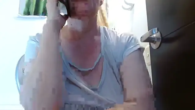 Snapshot of keiila_ chatting on January 10, 4:42 pm keiila online show from January 10, 4:42 pm