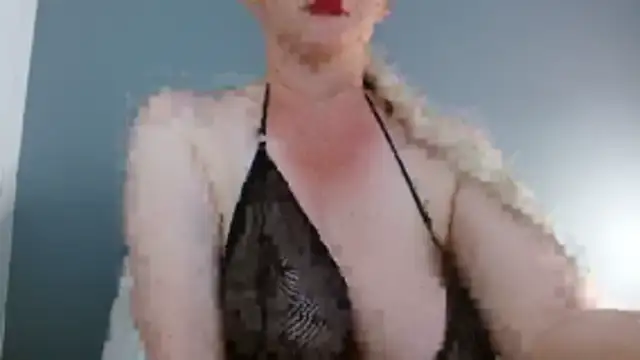 Snapshot of keiila_ chatting on March 10, 6:35 pm keiila online show from March 10, 6:35 pm