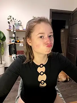 sweetest pie online show from December 8, 9:41 pm