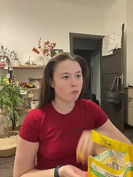 sweetest pie online show from February 7, 8:42 pm