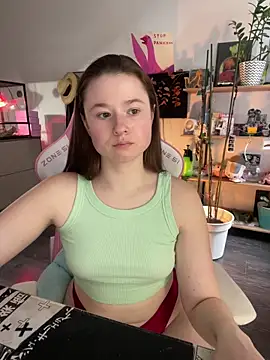 Snapshot of sweetest_pie chatting on May 27, 4:48 pm sweetest pie online show from May 27, 4:48 pm
