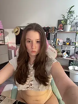Snapshot of sweetest_pie chatting on June 30, 3:46 pm sweetest pie online show from June 30, 3:46 pm