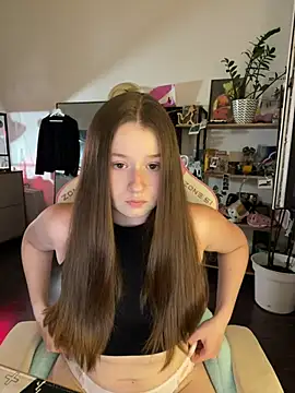 Snapshot of sweetest_pie chatting on July 12, 8:11 pm sweetest pie online show from July 12, 8:11 pm