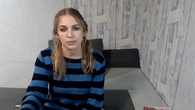 Snapshot of Pilly_green_ chatting on March 16, 10:44 am Pilly green online show from March 16, 10:44 am