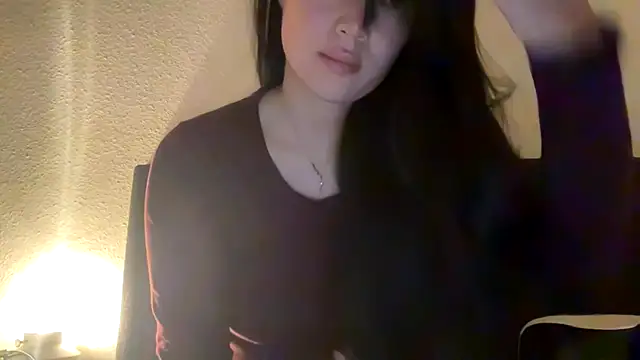 clairewntr online show from October 25, 7:08 pm