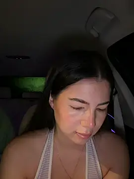 clairewntr online show from February 5, 8:24 pm