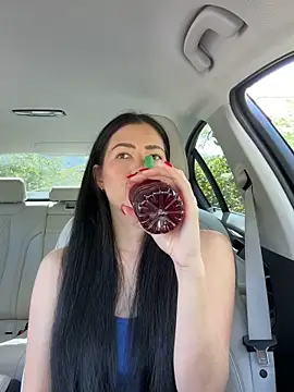 clairewntr online show from April 26, 12:14 pm