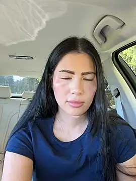 clairewntr online show from April 30, 4:13 pm