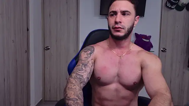 Latino stud4u online show from July 10, 12:19 pm