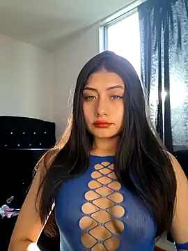  Danna online show from December 2, 11:45 am