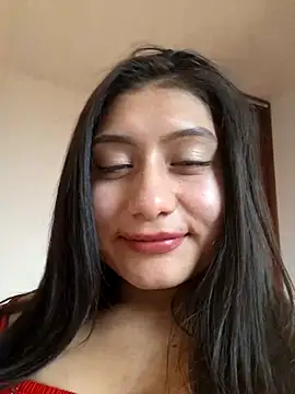  Danna online show from December 21, 9:25 pm