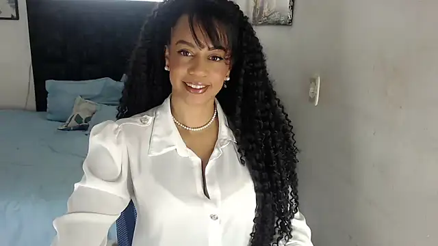 Snapshot of yeli_xxx chatting on December 5, 4:14 pm yeli xxx online show from December 5, 4:14 pm