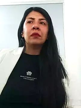 Snapshot of aisha_latina chatting on December 4, 2:48 pm aisha latina online show from December 4, 2:48 pm